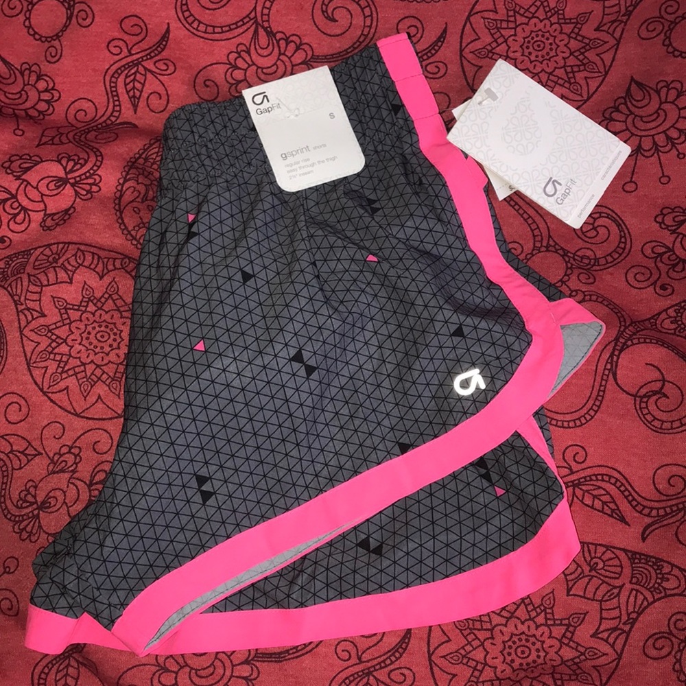 Gap running shorts NWT